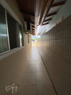 Image 3 - 820003