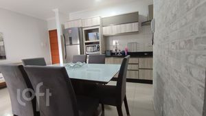 Image 7 - 820326