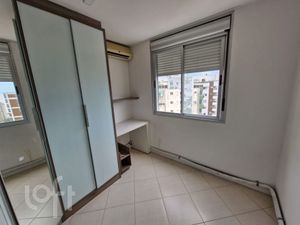 Image 19 - 820373