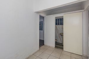 Image 9 - 820374