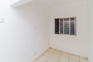 Image 22 - 820374