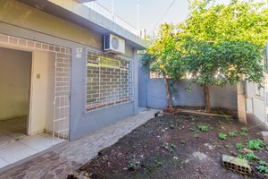 Image 31 - 820374