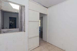 Image 44 - 820374