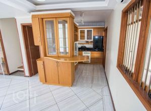 Image 3 - 820396