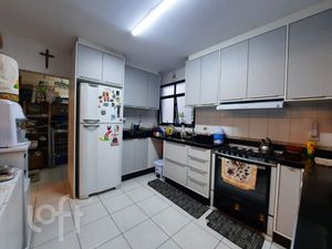 Image 3 - 820618