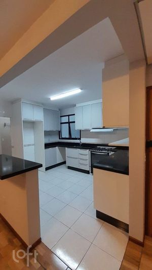 Image 1 - 820618