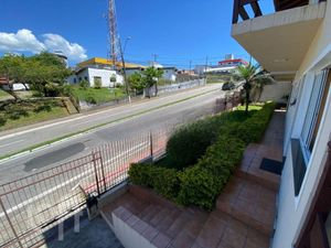 Image 12 - 820885