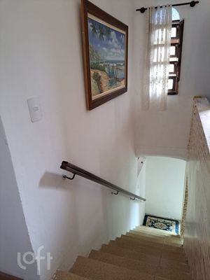Image 6 - 821022