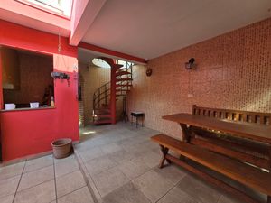 Image 32 - 821024