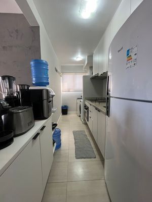 Image 4 - 821063