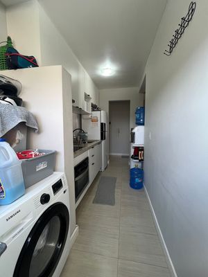 Image 9 - 821063