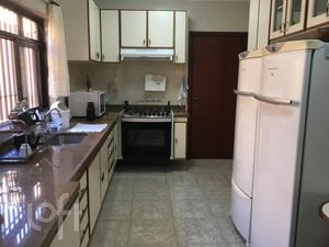 Image 8 - 821081