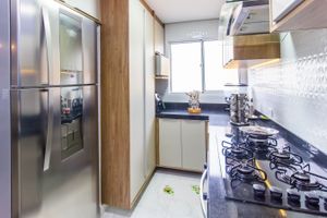 Image 6 - 821189