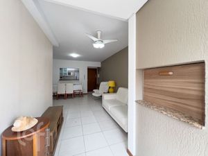 Image 13 - 821255