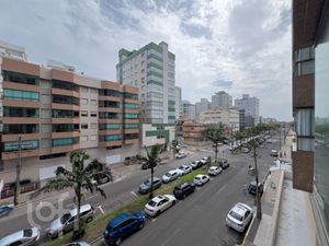 Image 8 - 821255