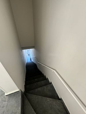 Image 12 - 821383
