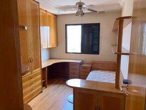 Image 30 - 821476