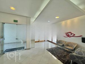 Image 32 - 821511