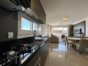 Image 33 - 821530