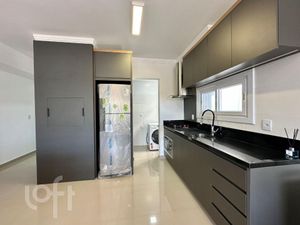 Image 31 - 821530