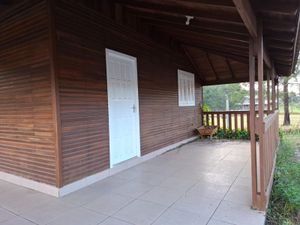 Image 15 - 821605