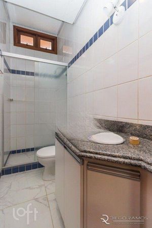 Image 9 - 821623