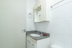 Image 21 - 821625