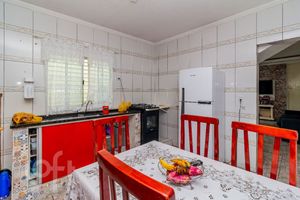 Image 9 - 821854