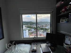 Image 16 - 821904