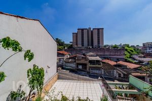 Image 7 - 822049