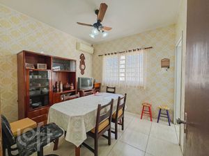 Image 19 - 822075