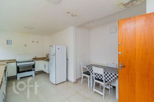 Image 47 - 822079