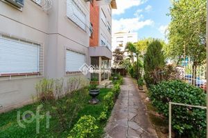 Image 3 - 822320