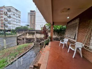 Image 25 - 822506