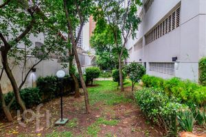Image 60 - 822552