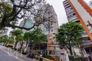 Image 65 - 822552