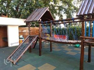 Image 9 - 822569