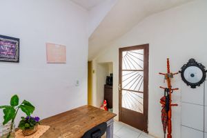 Image 35 - 822584