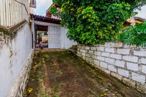 Image 60 - 822584