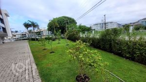 Image 29 - 822620