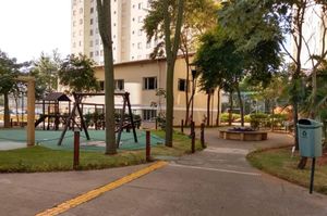 Image 2 - 822673