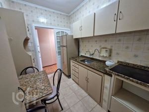 Image 10 - 822682