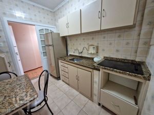 Image 11 - 822682