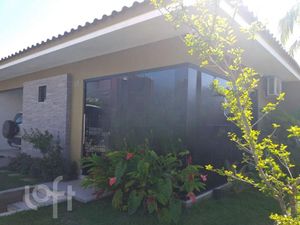 Image 15 - 822688