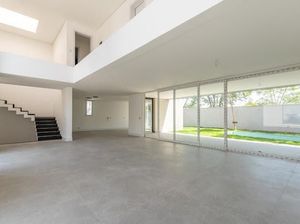 Image 3 - 822707