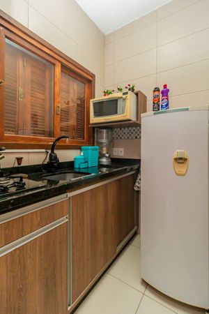 Image 18 - 822865