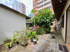 Image 9 - 822881
