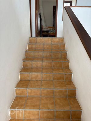 Image 27 - 822990