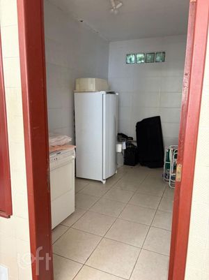Image 7 - 822990