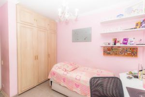 Image 13 - 823134